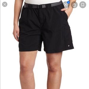 Columbia Women’s Sandy River Cargo Shorts
